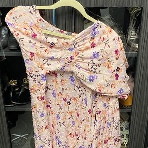 Cupio bell sleeve top never worn